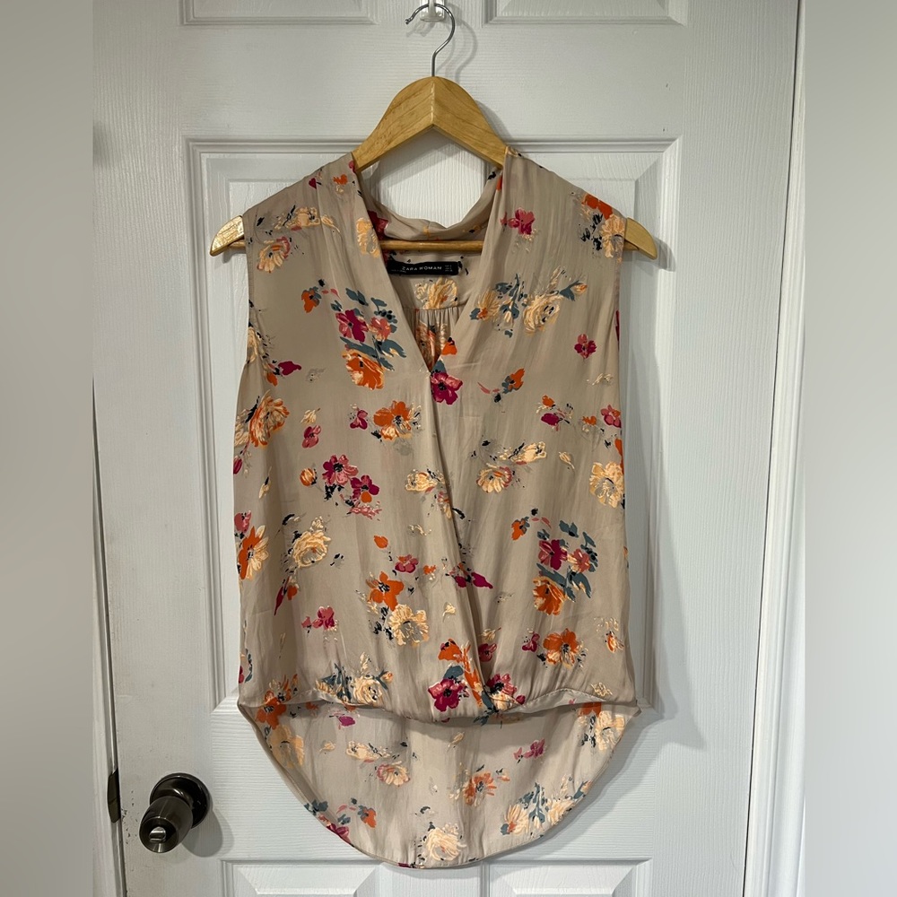 Zara Women’s Floral Blouse